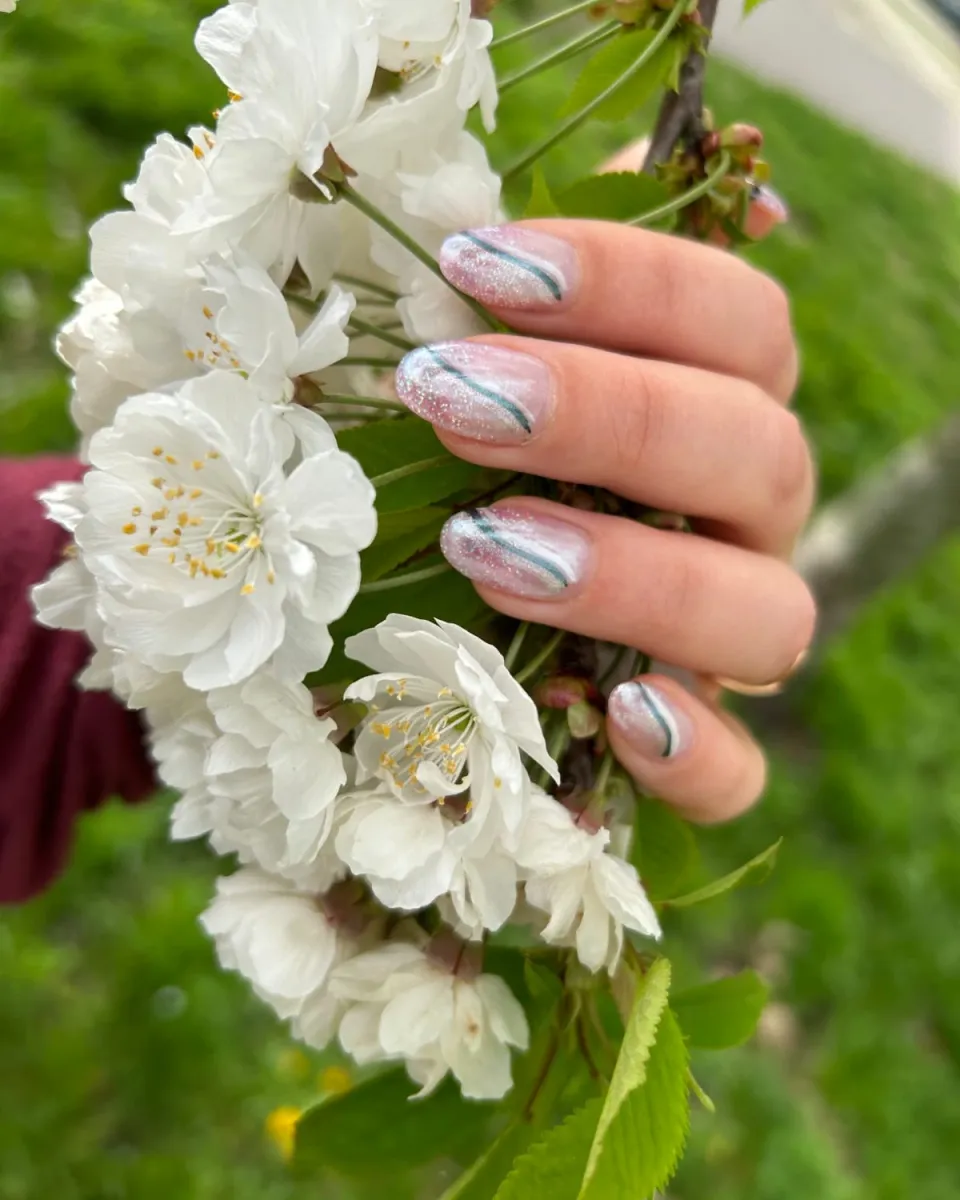 Maniküre bei LDT Nails – elegante Nude-Töne